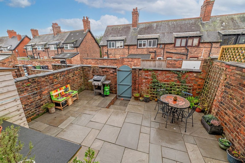 Images for Back Crosland Terrace, Helsby, WA6