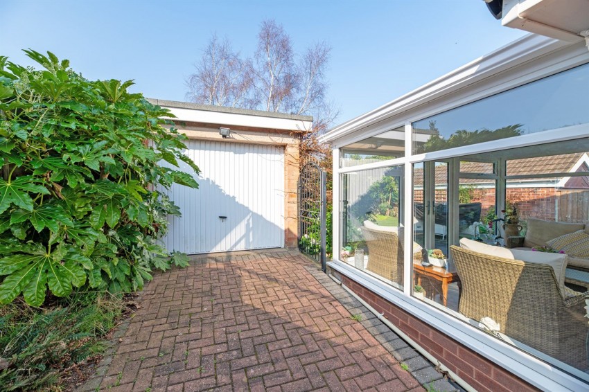 Images for Cambridge Gardens, Helsby, WA6