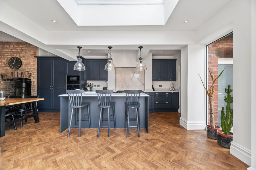 Images for Red Lane, Frodsham, WA6