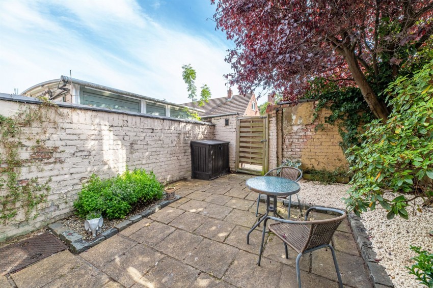 Images for Crosland Terrace, Helsby, WA6