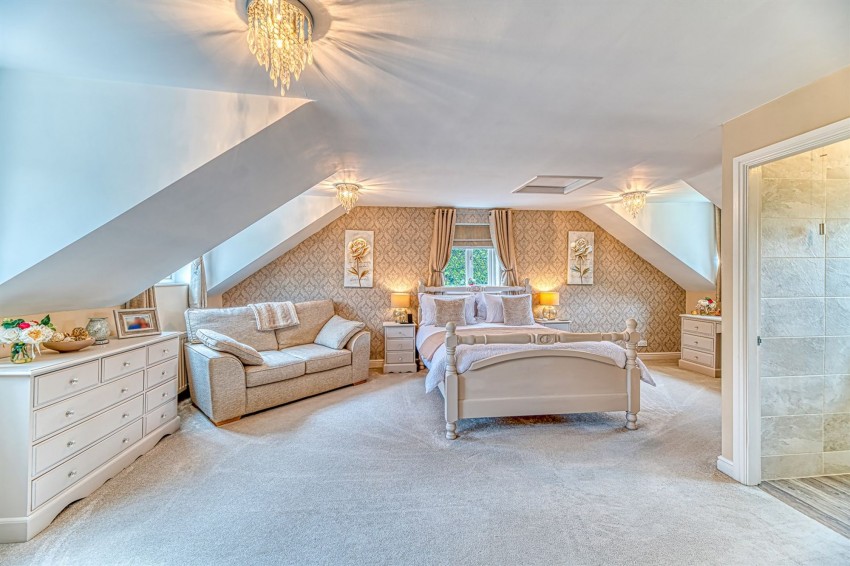 Images for Main Street, Halton, WA7