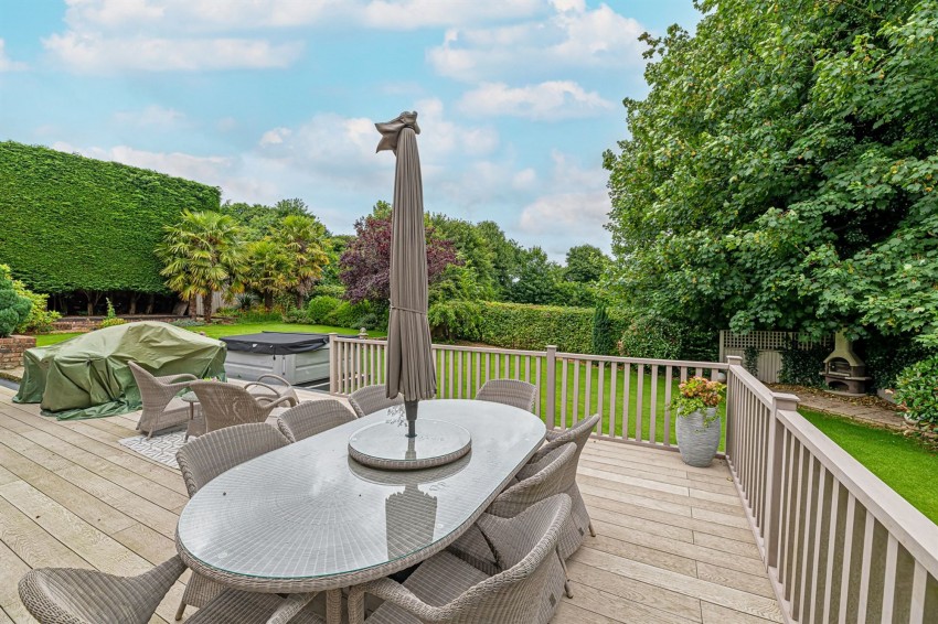 Images for Main Street, Halton, WA7