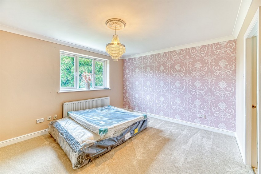 Images for Main Street, Halton, WA7