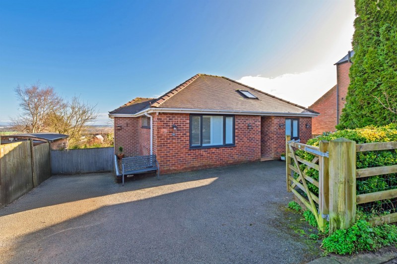 Top Road, Frodsham, WA6