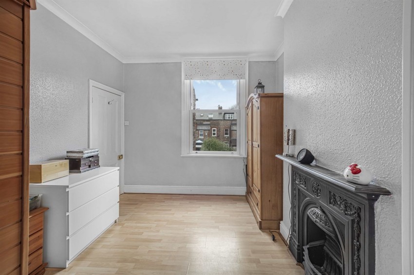 Images for Hawthorn Road, Hale, WA15