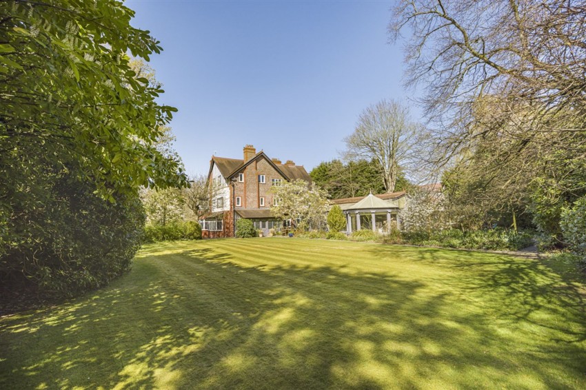 Images for Park Road, Hale, WA15