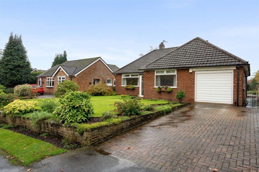 Images for Ravenwood Drive, Hale Barns, WA15