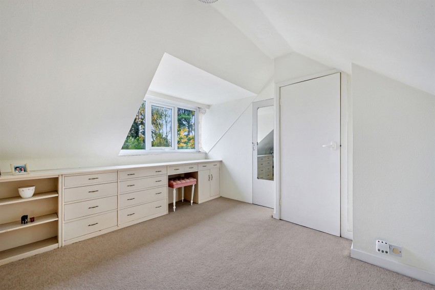 Images for Ravenwood Drive, Hale Barns, WA15