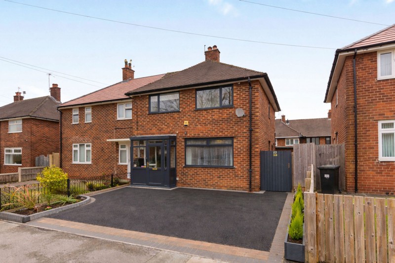 Old Meadow Lane, Hale, WA15