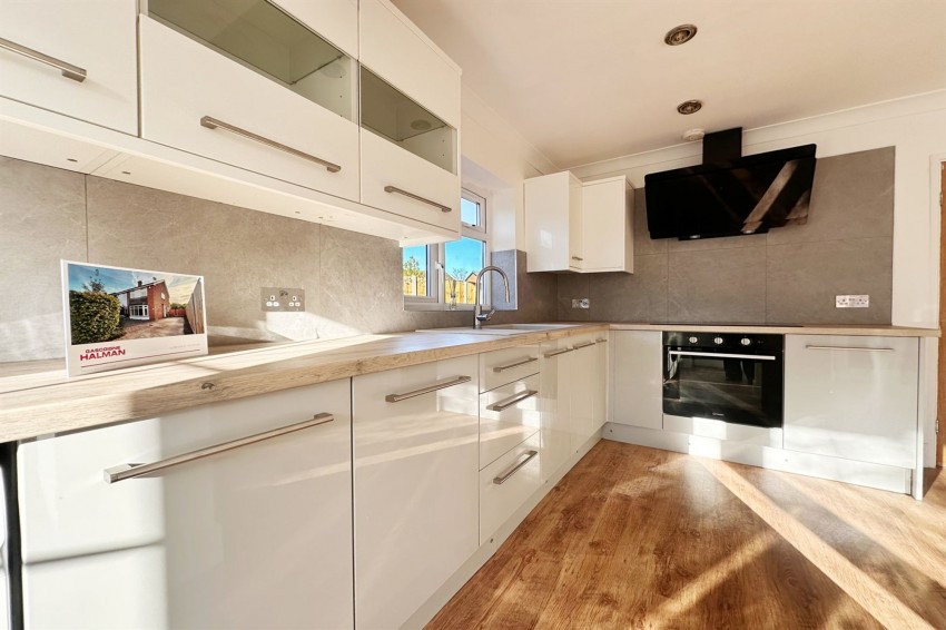 Images for Meadway, Poynton, SK12