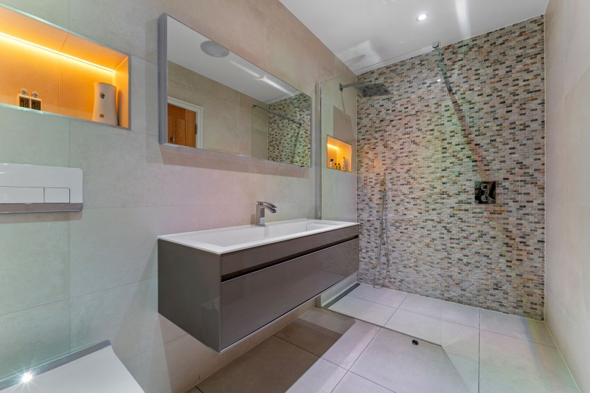 Images for Oughtrington Lane, Lymm, WA13