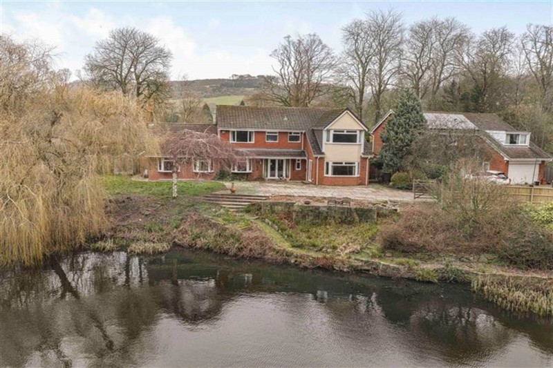 Lakelands Close, Macclesfield, SK10