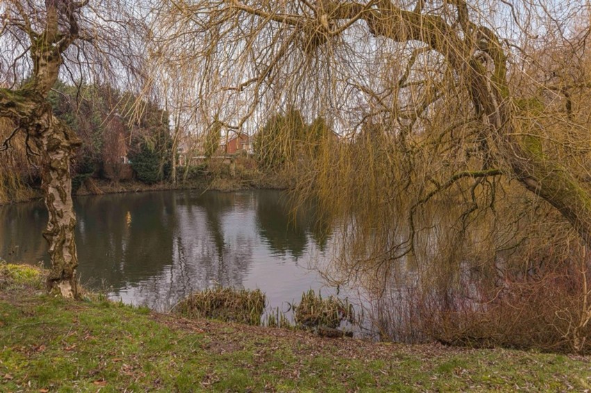 Images for Lakelands Close, Macclesfield, SK10