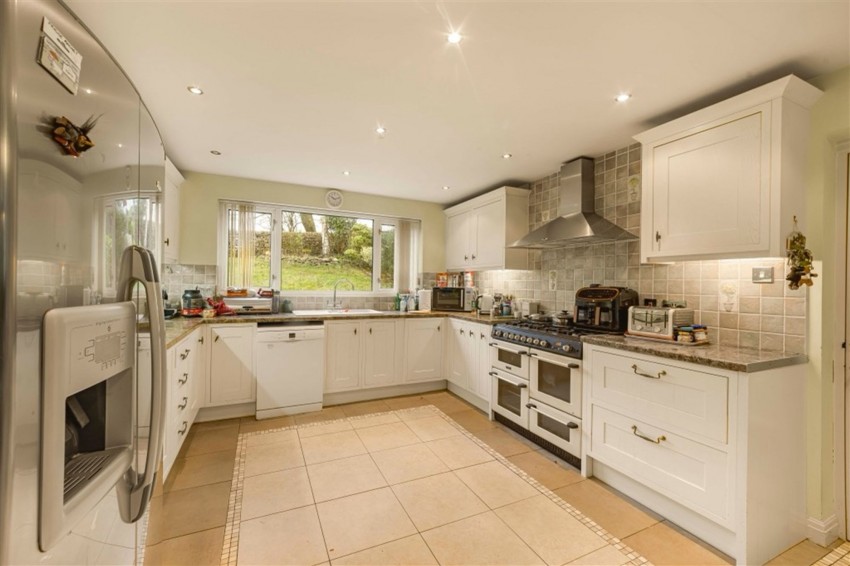 Images for Lakelands Close, Macclesfield, SK10