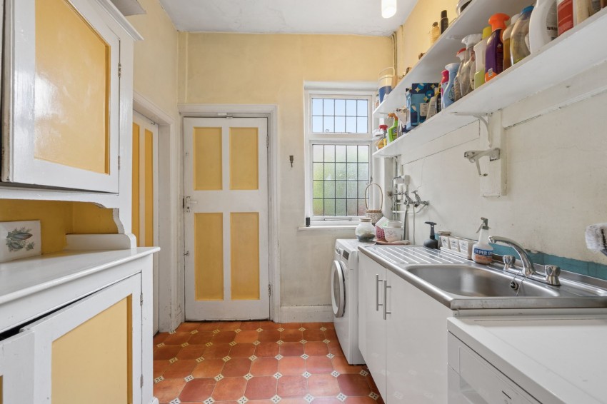 Images for Framingham Road, Sale, M33