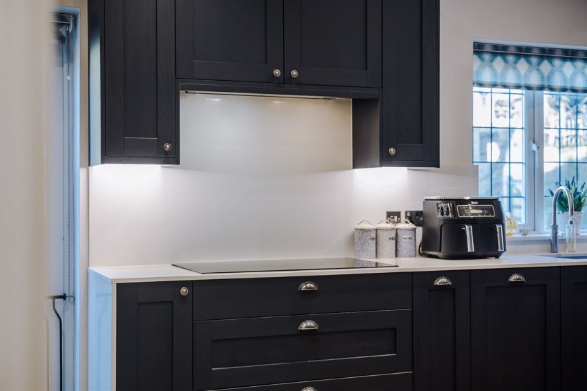 Images for Little Ees Lane, Sale, M33