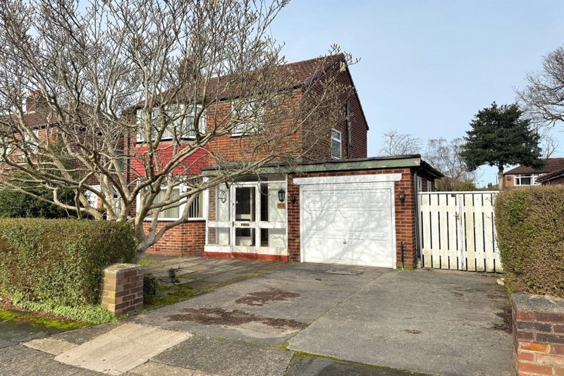 Newlyn Drive, Sale, M33