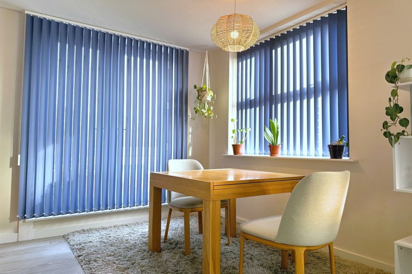 Images for Dane Road, Metro House, M33