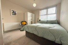 Images for Dane Road, Metro House, M33