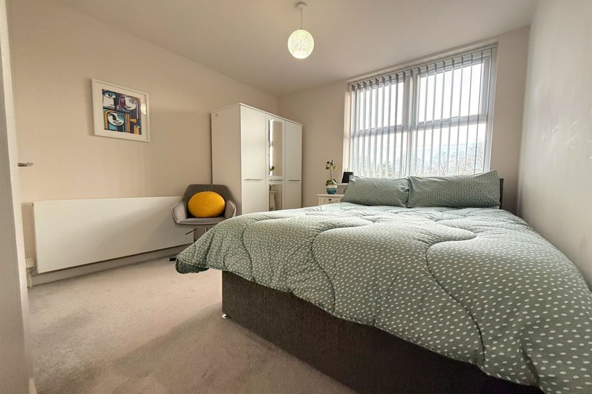 Images for Dane Road, Metro House, M33