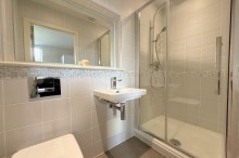 Images for Dane Road, Metro House, M33