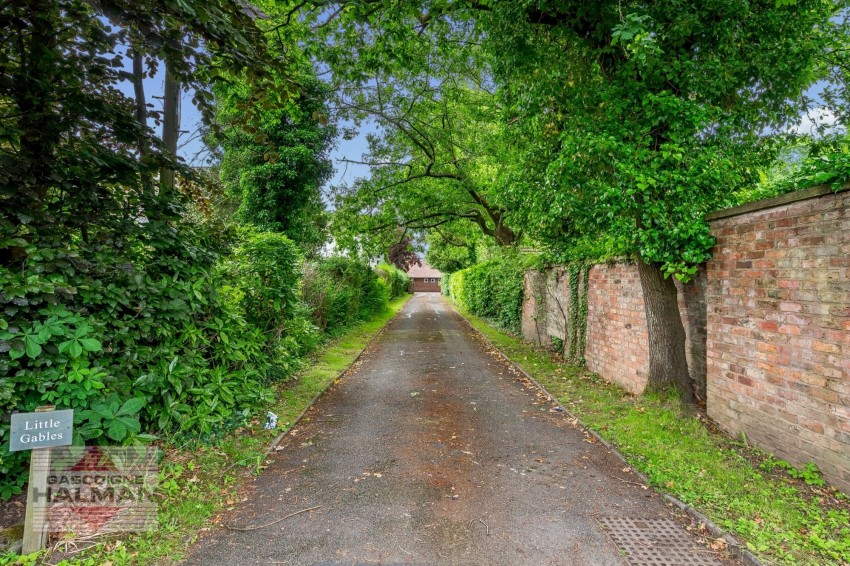 Images for Adlington Road, Wilmslow, SK9