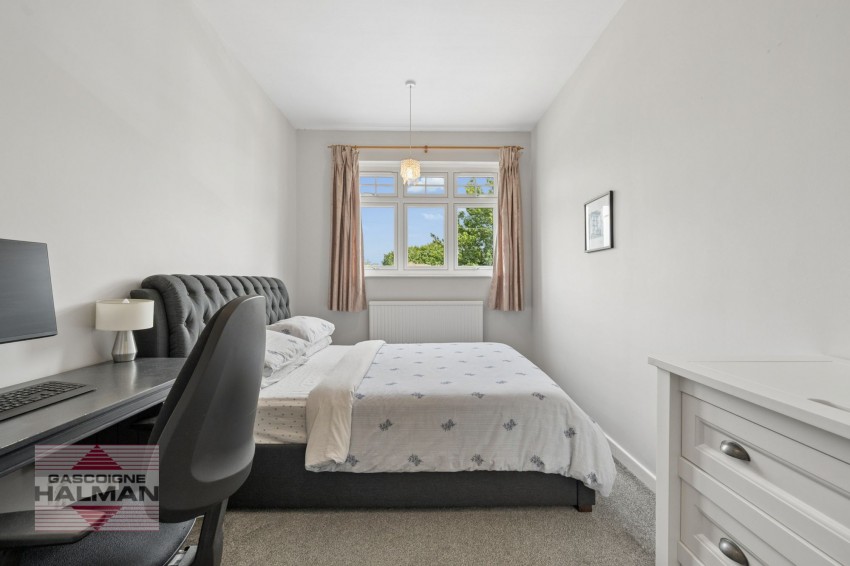 Images for Cecil Avenue, Sale, M33