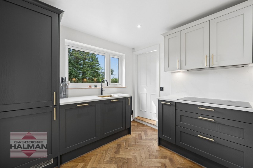Images for Cecil Avenue, Sale, M33