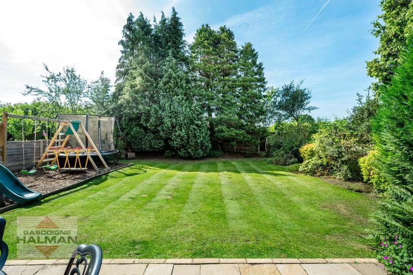 Images for Cecil Avenue, Sale, M33