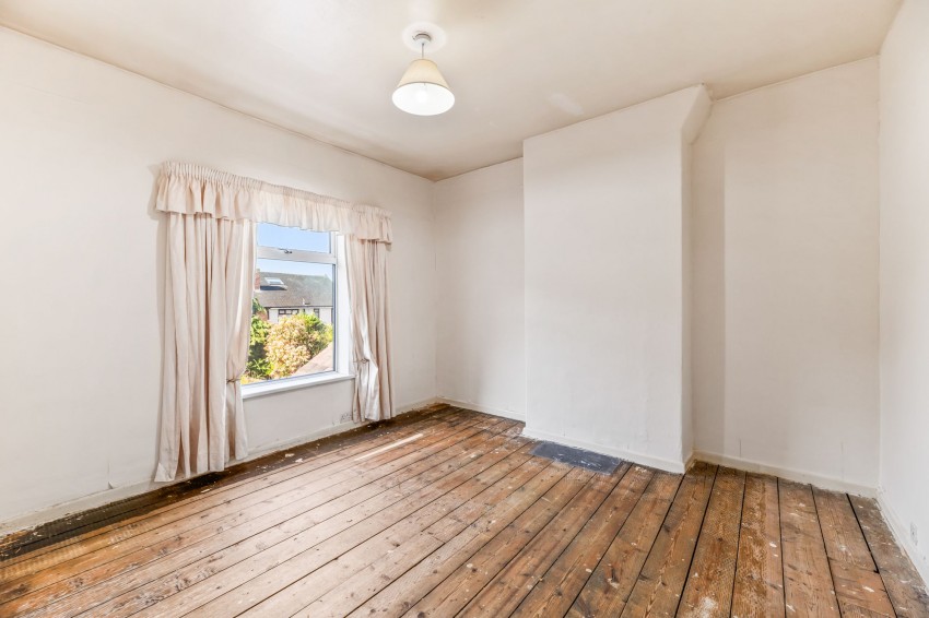 Images for Grove Bank, Helsby, WA6