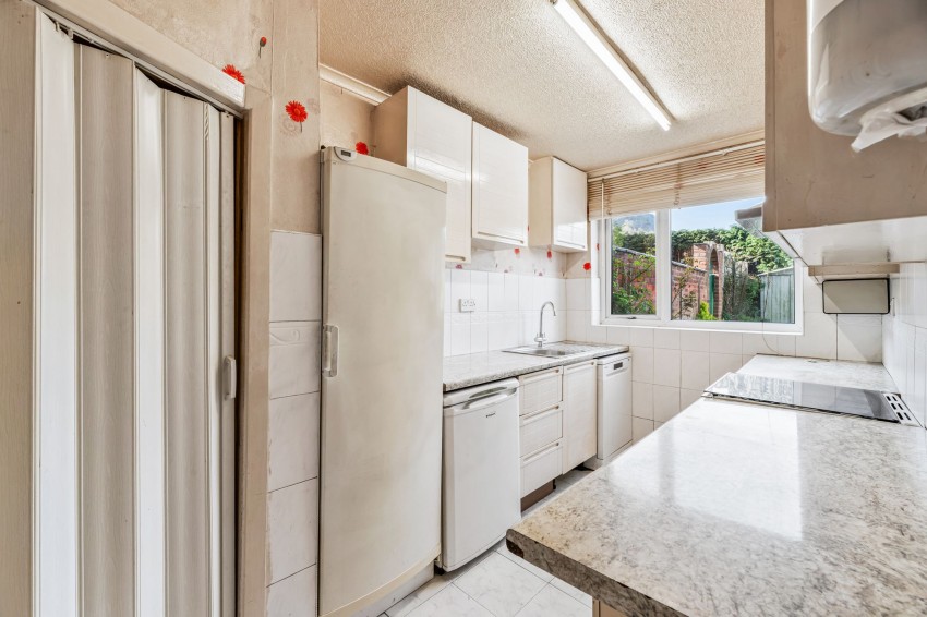 Images for Grove Bank, Helsby, WA6