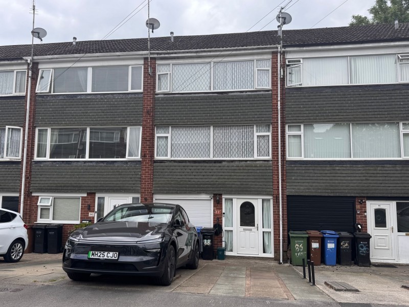 Lyme Grove, Romiley, SK6