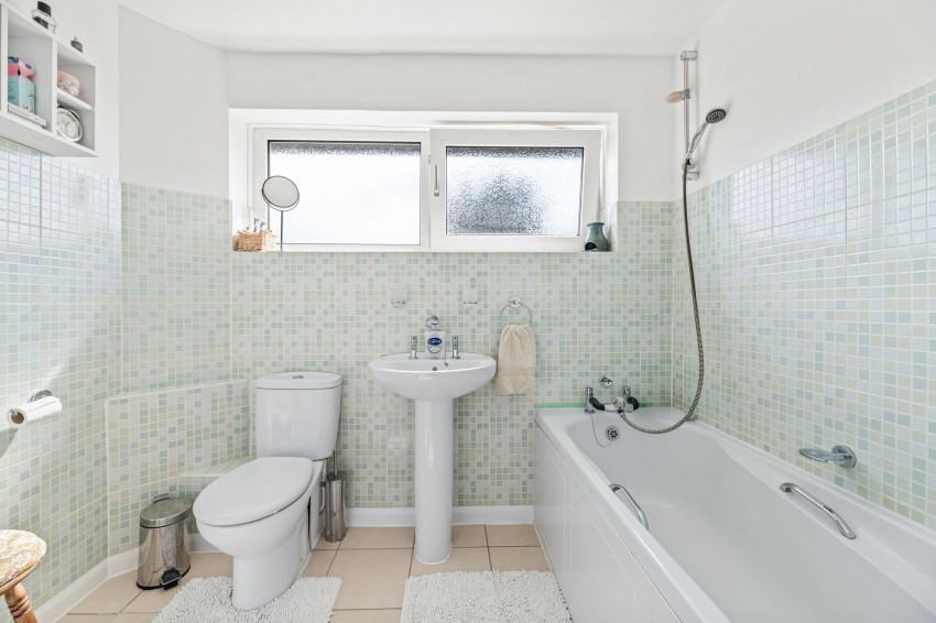 Images for Blue Hatch, Frodsham, WA6