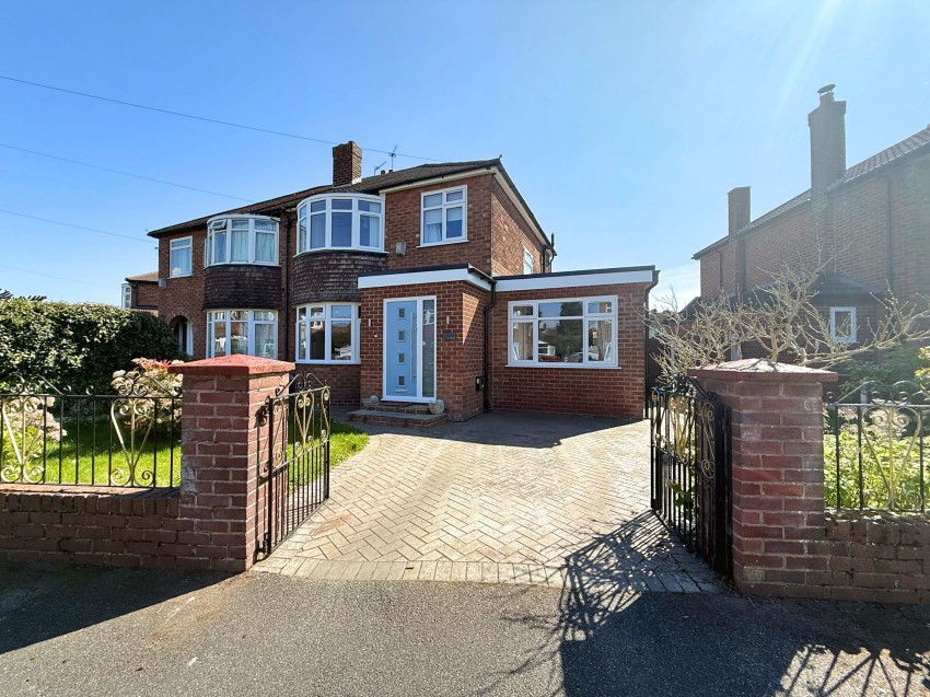 Images for Okehampton Crescent, Sale, M33