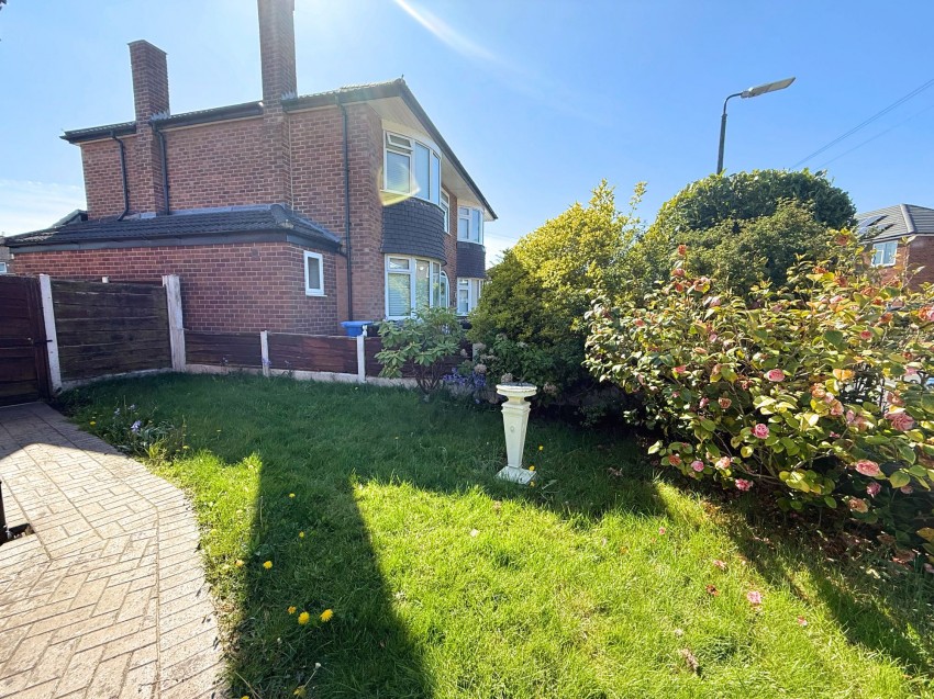 Images for Okehampton Crescent, Sale, M33