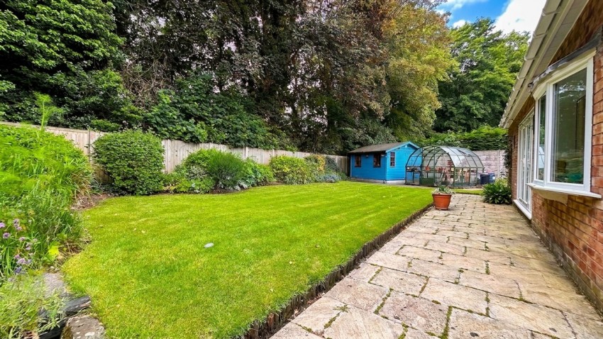 Images for Parklands Way, Poynton, SK12