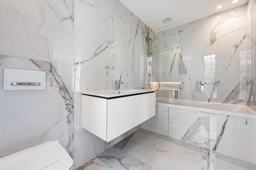 Images for Heybridge Lane, Prestbury, SK10