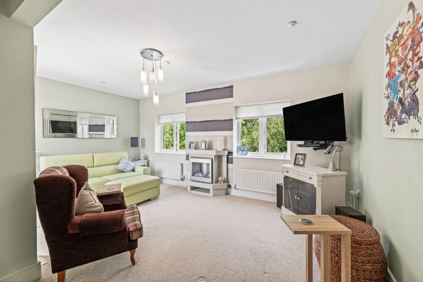 Images for Hill View Mews, Frodsham, WA6