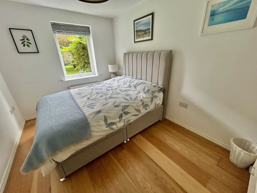 Images for 33 Highmarsh Crescent, West Didsbury, M20