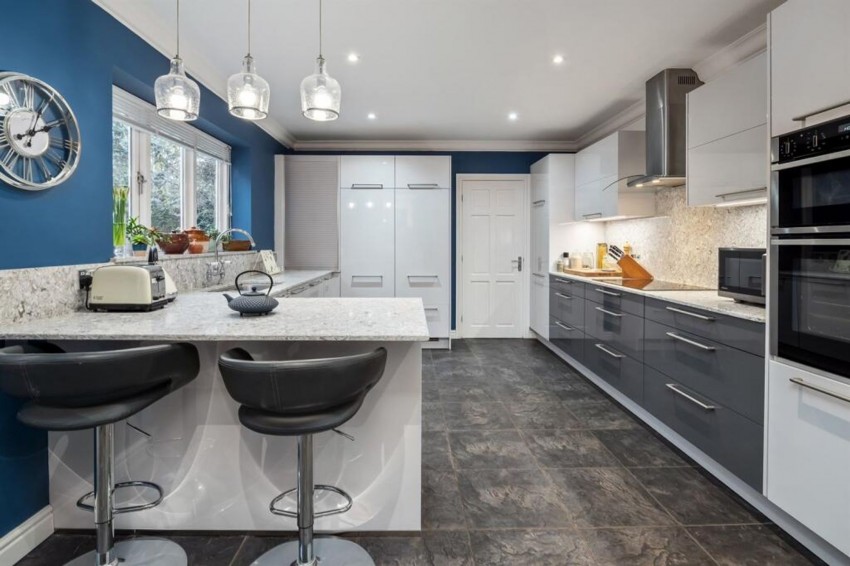 Images for Sandlebridge Rise, Alderley Edge, SK9