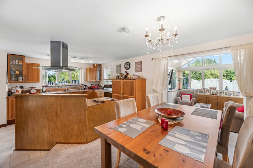 Images for Rodgers Close, Frodsham, WA6