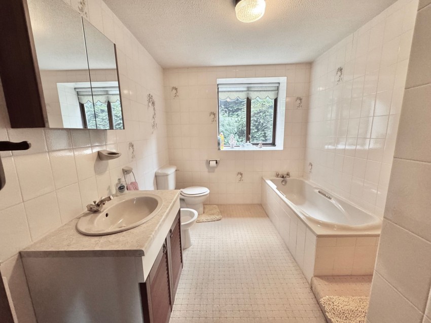 Images for Briargrove Road, Birch Vale, SK22