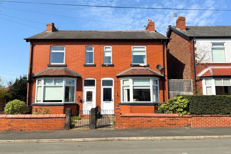 Belmont Road, Sale, M33