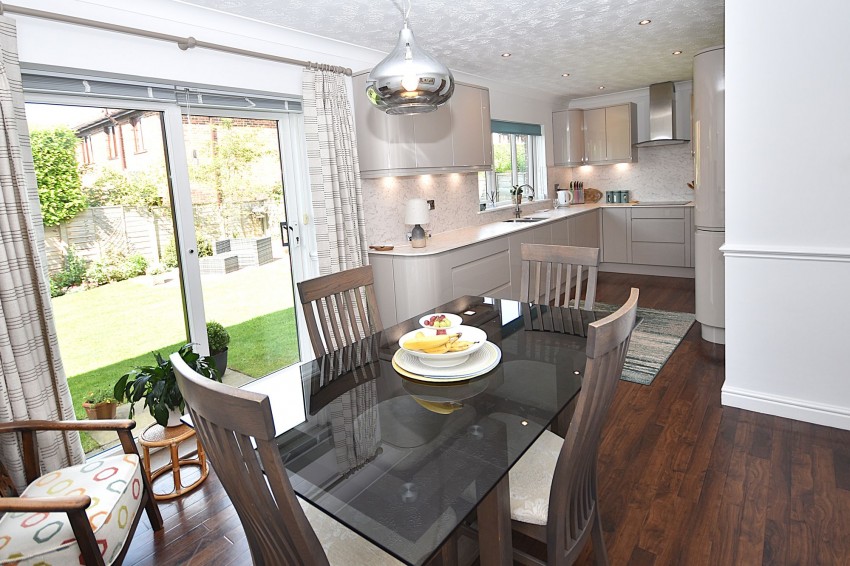 Images for Farmfield Drive, Macclesfield, SK10