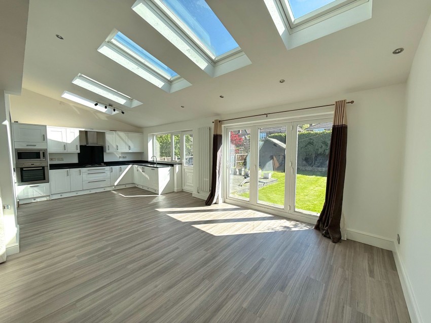 Images for Avonlea Road, Sale, M33