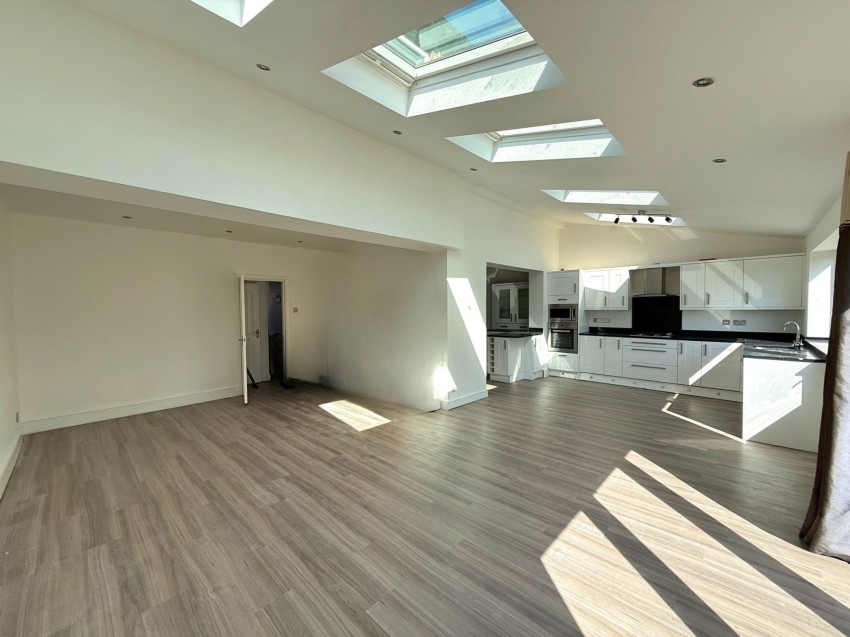 Images for Avonlea Road, Sale, M33