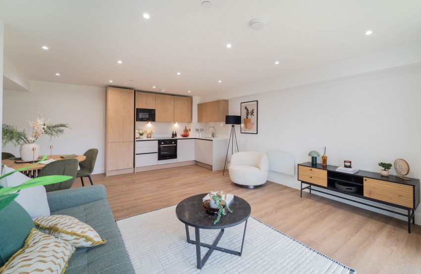 Images for 126 Washway Road, Sale, M33