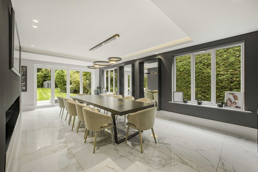 Images for Bollinway, Hale, WA15