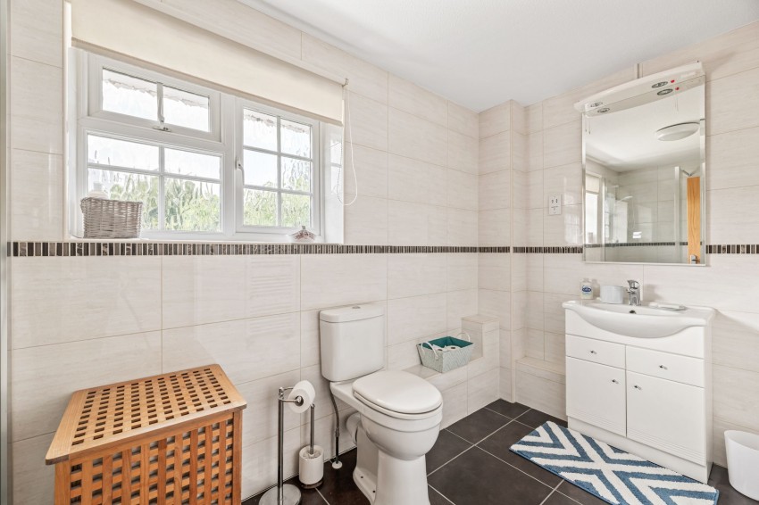 Images for Red Lane, Frodsham, WA6