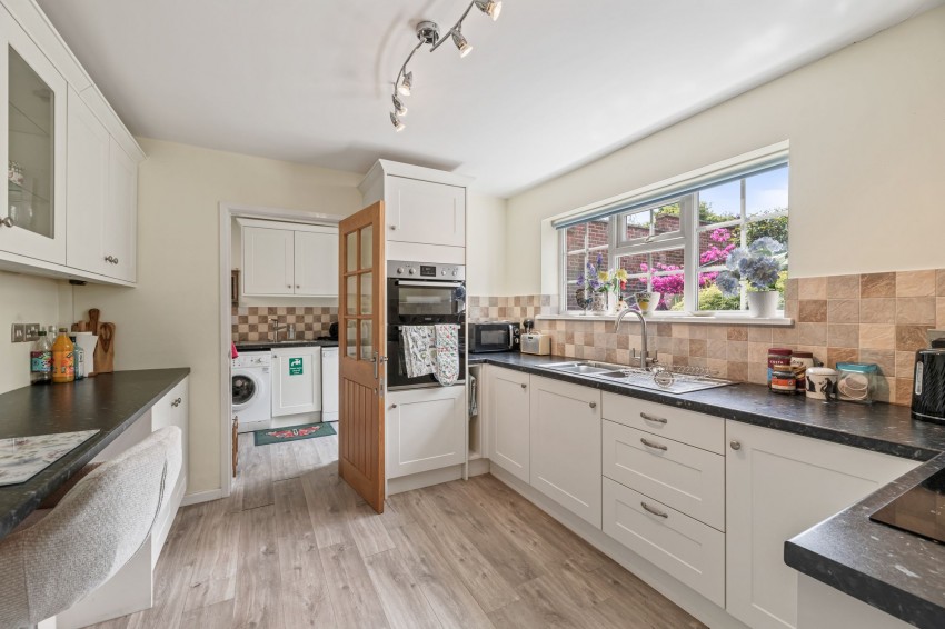 Images for Red Lane, Frodsham, WA6